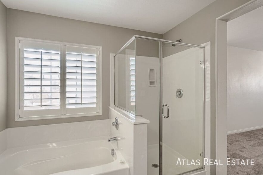 Building Photo - 10427 Wildflower Gully St