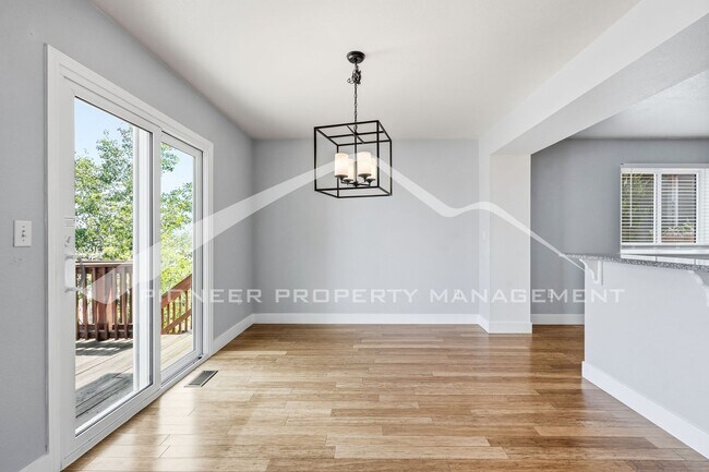 Building Photo - Stunning Home with Central AC and 2-Car Garage