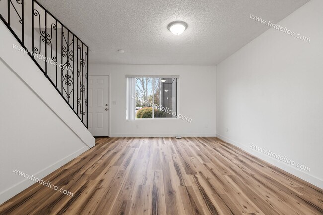 Building Photo - 17324 SW Merlo Rd