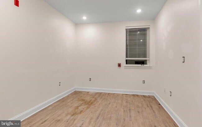 Building Photo - 511 Gorgas Ln