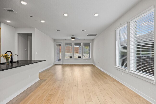 Building Photo - 12702 Autumn Bird Trce