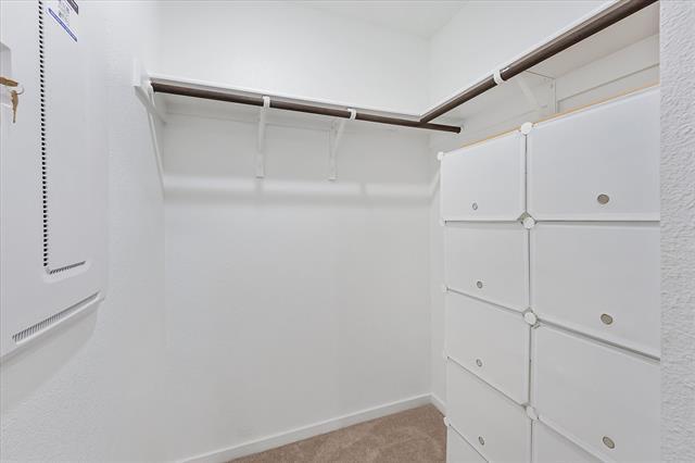 Building Photo - 6845 Bramblewood Dr