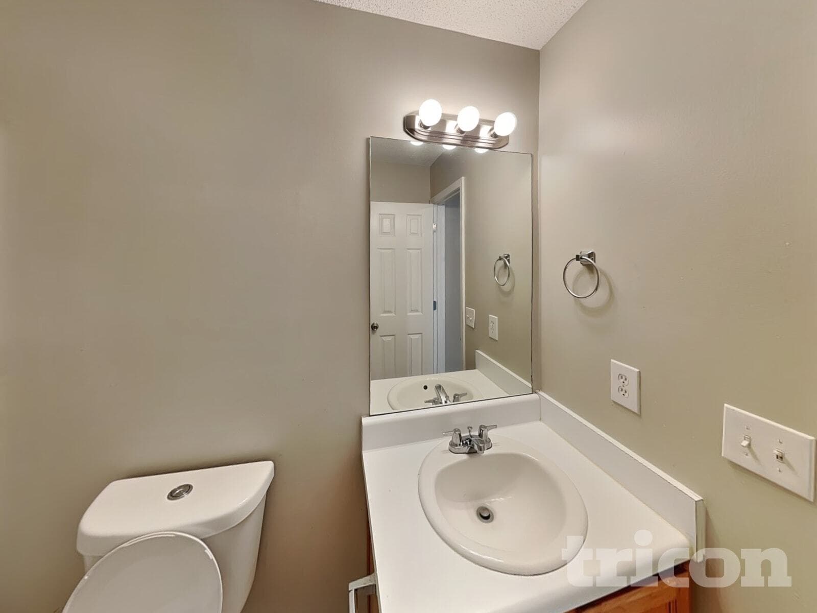 Building Photo - 4430 Reserve Hill Crossing