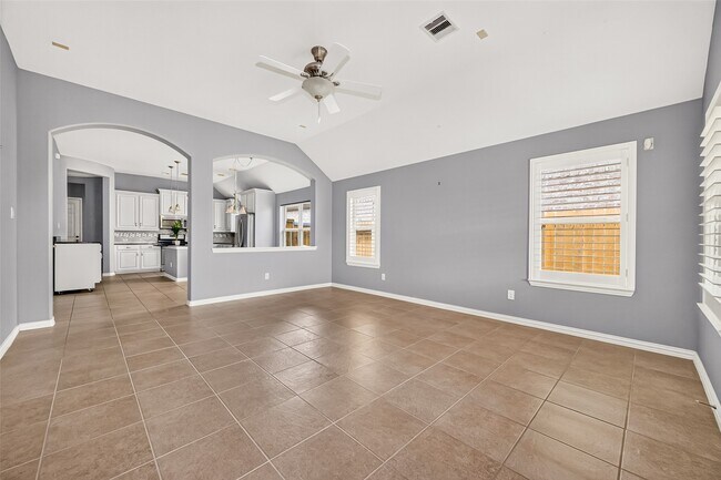 Building Photo - 20234 Fossil Valley Ln
