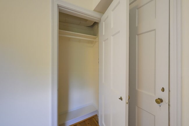 Building Photo - Charming & Spacious Colonial in N Cleveland Park w/Park-Like Rear Garden & Detached Garage