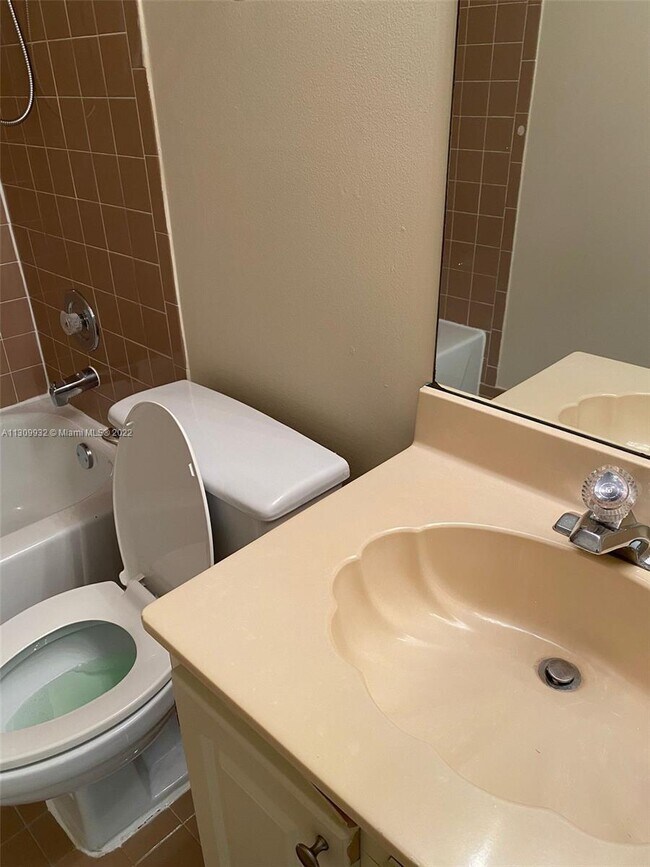 Building Photo - 1226 S Military Trail