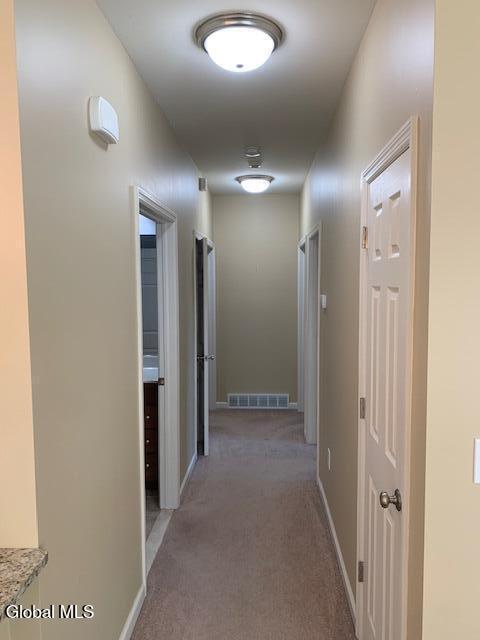 Building Photo - 43 Stacey Ct