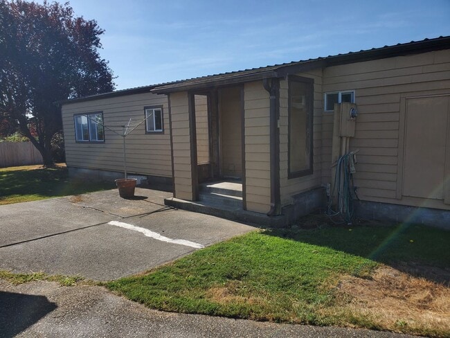 Building Photo - 2-bedroom 2-bathroom rental in Birch Bay!