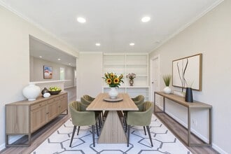 Building Photo - 6026 Clarewood Dr