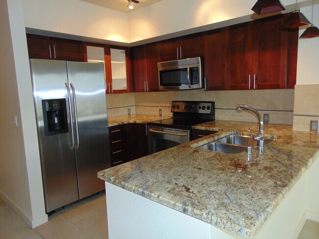 Building Photo - Luxurious and Spacious Ballard 1 Bedroom C...