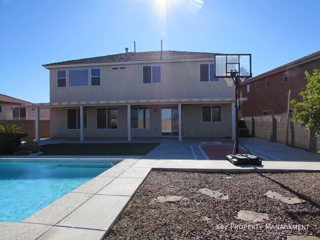 Building Photo - 722 Bighorn Creek St