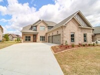 Building Photo - Fabulous Home in Canebrake