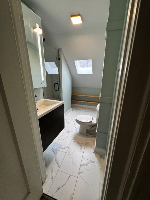 Building Photo - 2134 N Keeler Ave