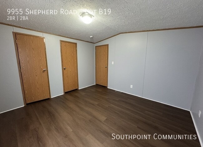 Building Photo - 9955 Shepherd Rd