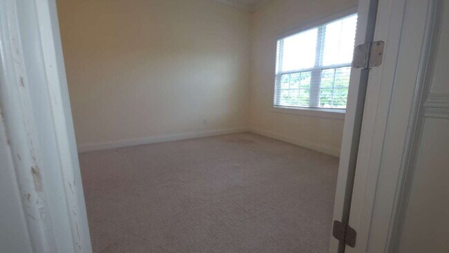 Building Photo - Resort Living. Fort Bragg Close. This is the One.