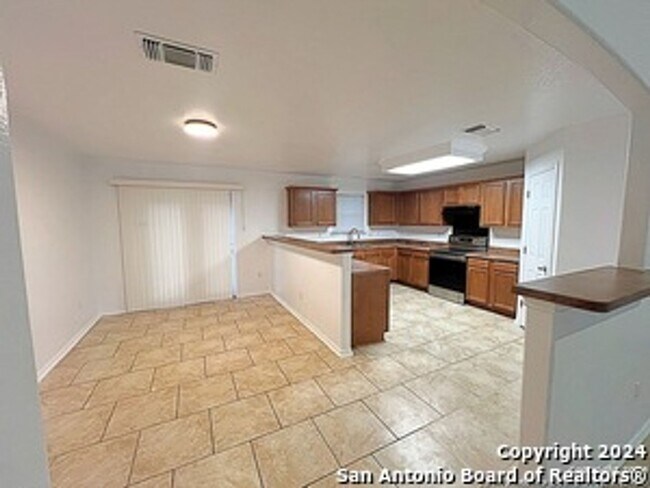 Building Photo - Spacious Floorplan in Laurel Mountain Ranch - Ready for Move in!