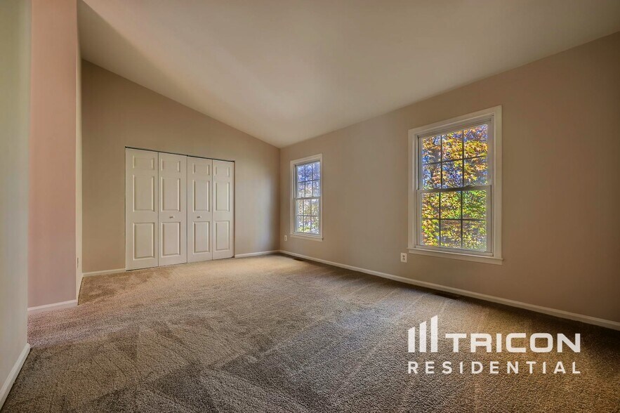 Building Photo - 337 Wye Mill Ct