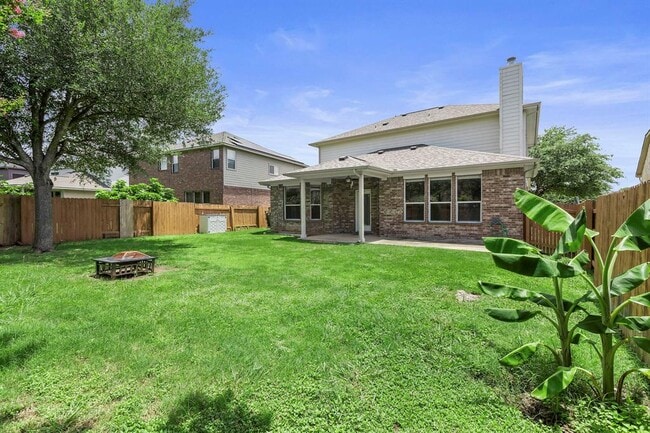 Building Photo - 18613 Falcon Pointe Blvd