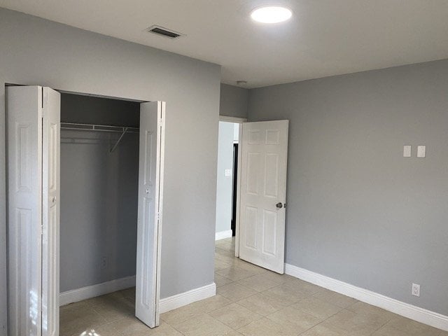 Building Photo - 2 bedroom 1 Bath House - Utilities Included