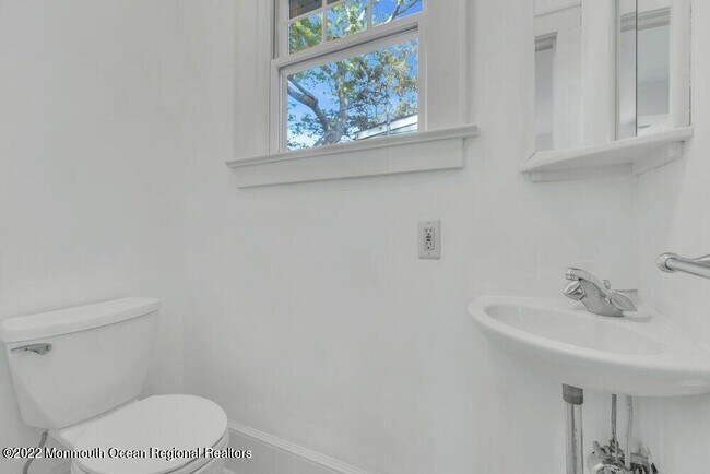 Building Photo - 508 Wildwood Rd