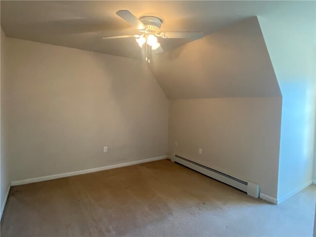 Building Photo - 1698 NY-205