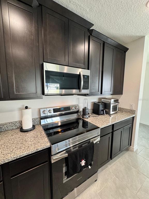 Building Photo - 2561 Starry Pt