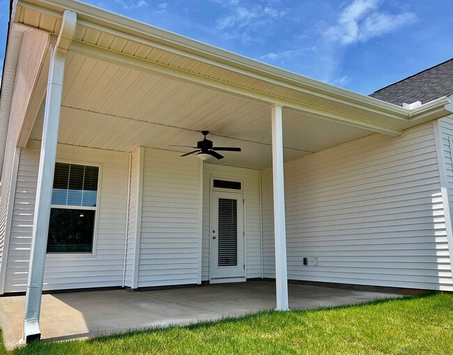 Building Photo - 2631 Karkinnen Wy