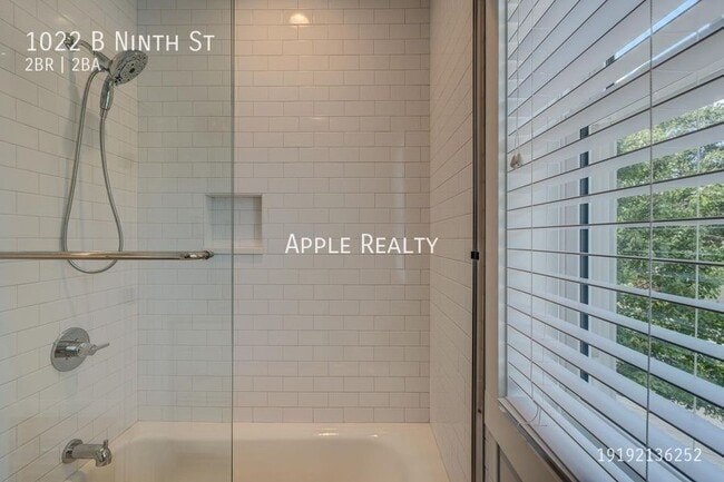 Building Photo - 1022 B Ninth St-