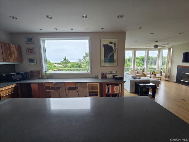 Building Photo - 100 Nantwick St