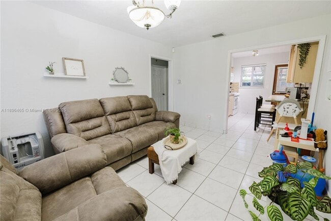 Building Photo - 2211 SW 75th Ave