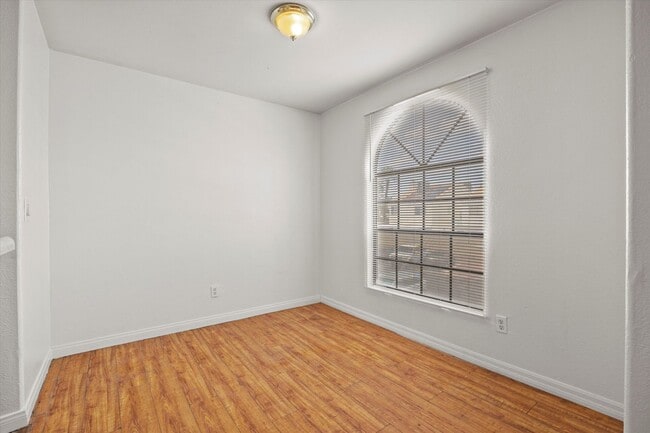 Building Photo - 2972 Juniper Hills Blvd