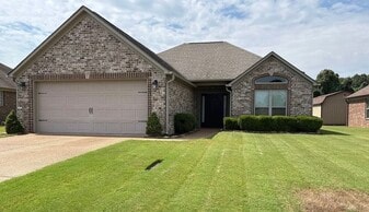 Building Photo - 322 Hidden Springs Ln