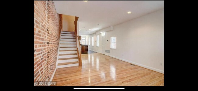 Building Photo - 3 Bed - Pets Allowed Near Patterson Park