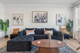 Building Photo - 1301 Leah Ave