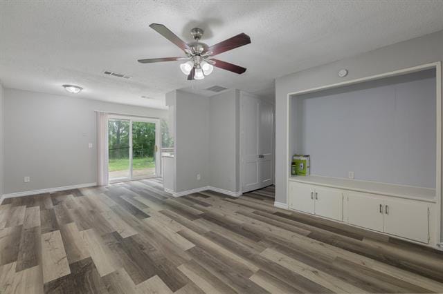 Building Photo - 3201 Forestdale Ln