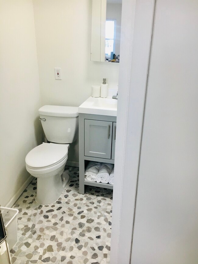 Building Photo - 3944 Mission Blvd