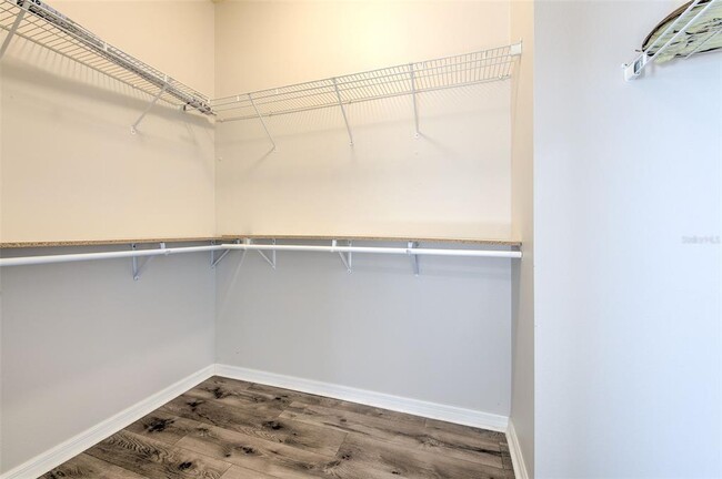 Building Photo - 7570 Tamarind Ave