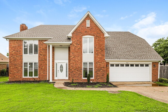 Building Photo - 7440 Richmond Rd