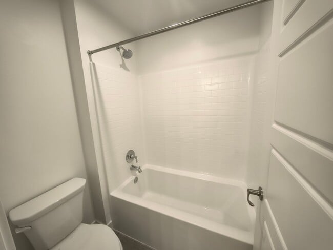 Building Photo - Brand New - 4 Br 2.5 Ba 2 Car Garage - Shaded Patio+++