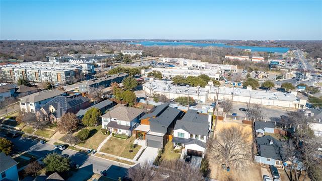 Building Photo - 7319 Casa Loma Ave