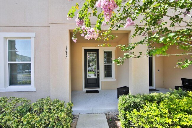 Building Photo - 1515 Carey Palm Cir