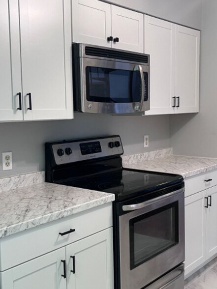Building Photo - 22 Fox Ridge