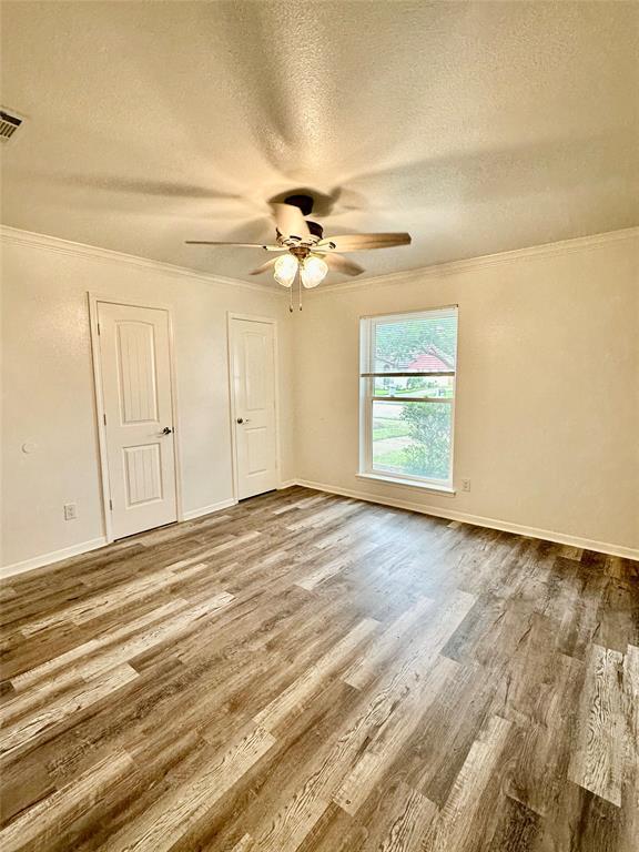 Building Photo - 12027 Meadow Hollow Dr