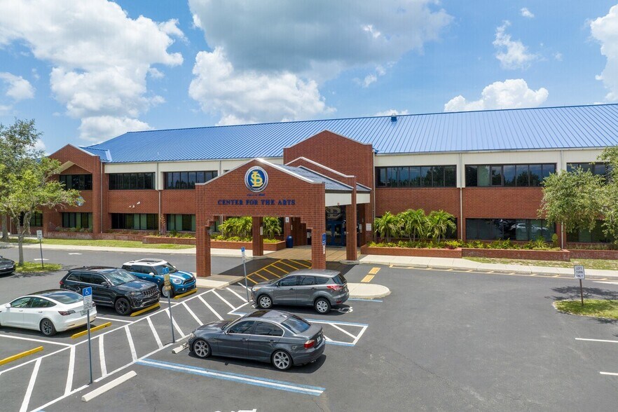 Building Photo - 2816 8th St W