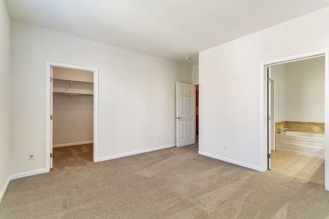 Building Photo - 2743 Corde Terra Cir