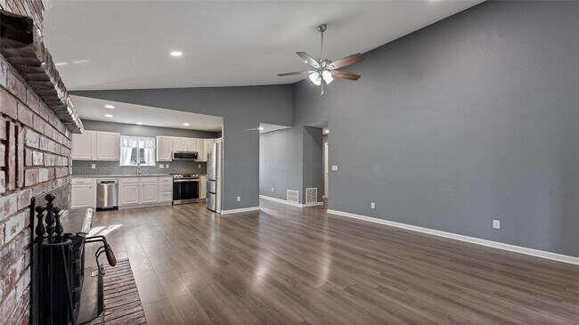 Building Photo - 21 Grisham Cir