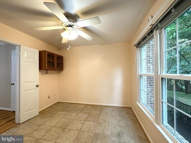 Building Photo - 5127 Kenside Ct