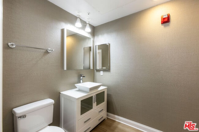 Building Photo - 12975 Agustin Pl