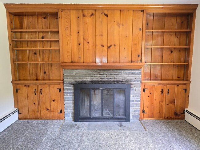 Building Photo - 58 Old Hawleyville Rd