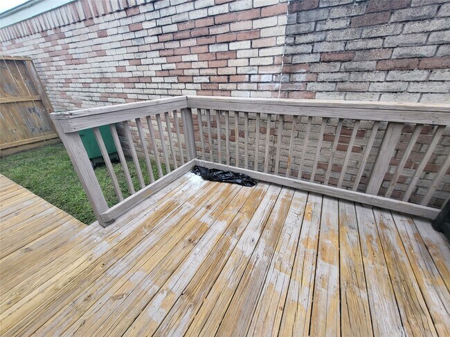 Building Photo - 13839 Walnut Hollow Ln